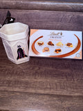 Disney Villains “Queens of Mean” & Lindt Creation Dessert Collection Box