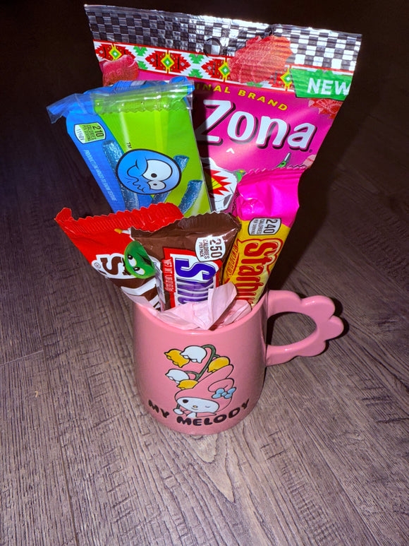 Sanrio Hello Kitty Mug & Candy Bundle #8