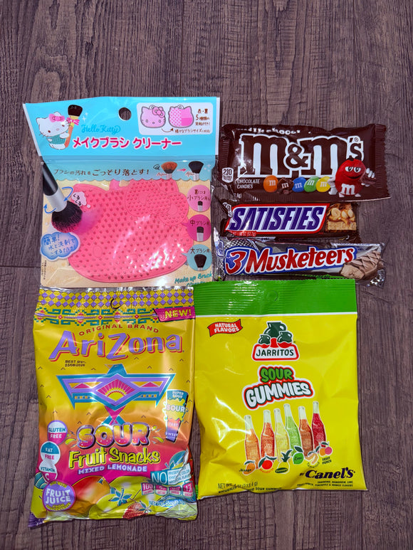 Hello Kitty Brush Cleaner & Candy Bundle