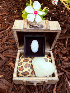 The Energy of the Divine Energy Flow Through Me & Moonstone Ring 9