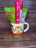 Charlie Brown, Snoopy, Lucy, Sally, Linus Mug & Candy Bundle