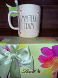 Scooby Doo "Mystery Team" Mug & Lindt Chocolate Candy Box